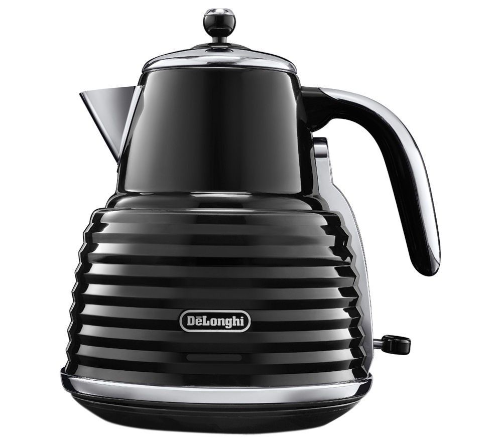 DeLonghi Scultura Black Toaster and Kettle Bundle